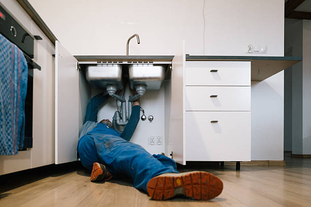 Professional Pipe Repair technician working in Galveston, IN